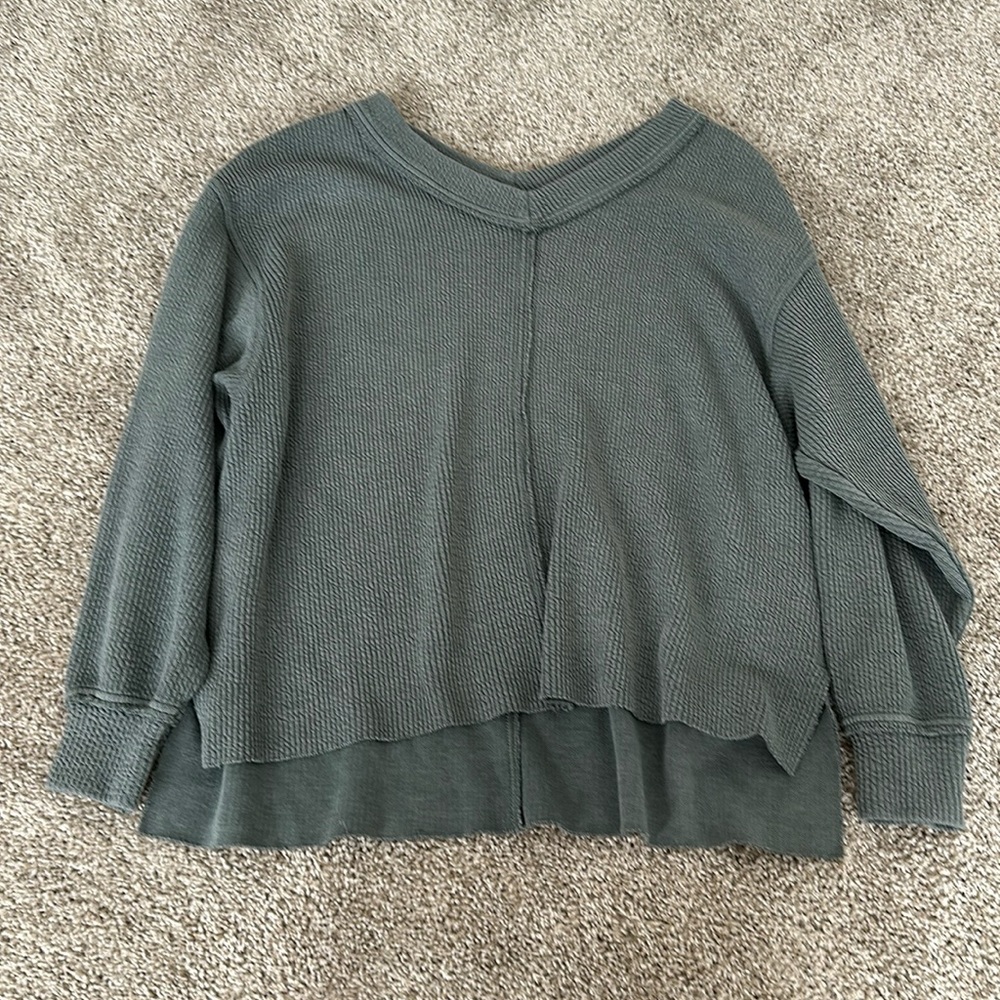 Aerie green ribbed v neck sweater